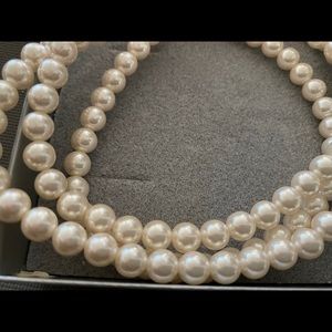 Avon Faux 34” Rope PEARLS - New in Box!